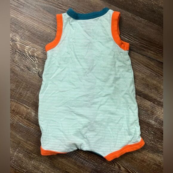 Carter’s Baby Boy Dinosaur Surfing Romper Size 3M - Picture 2 of 3